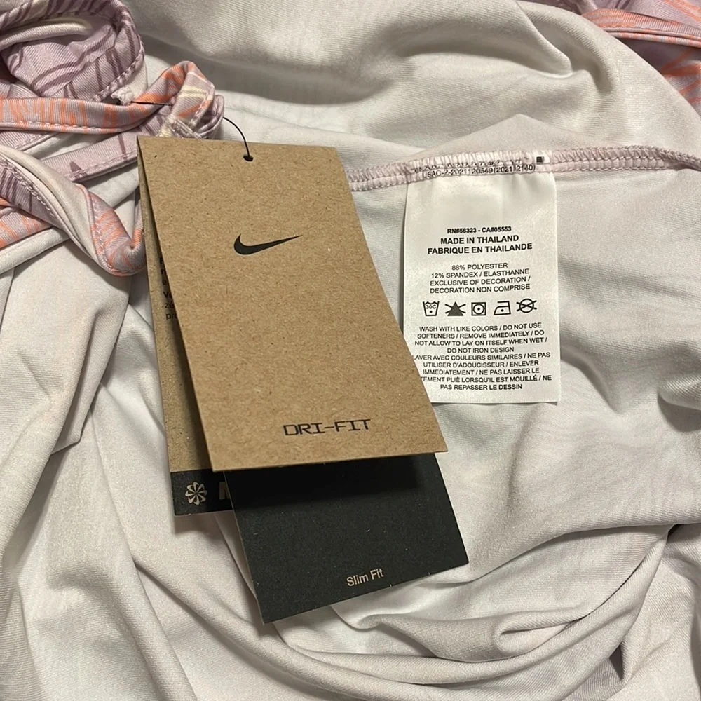 Nike Dri-Fit Floral Training Top (2X)